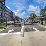 Frontdesk Axel Row Apts Avondale Birmingham