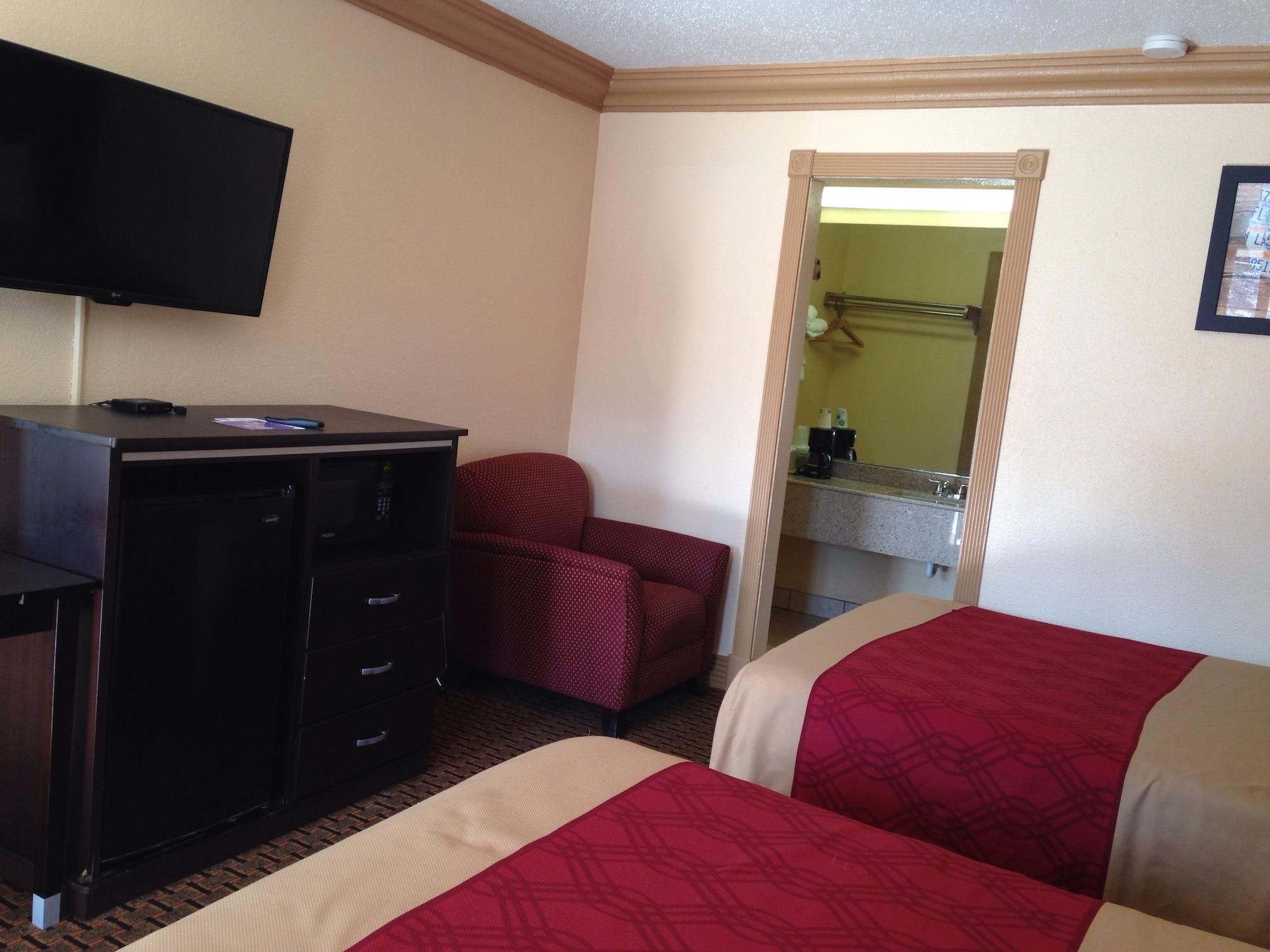 Hotel Parkway