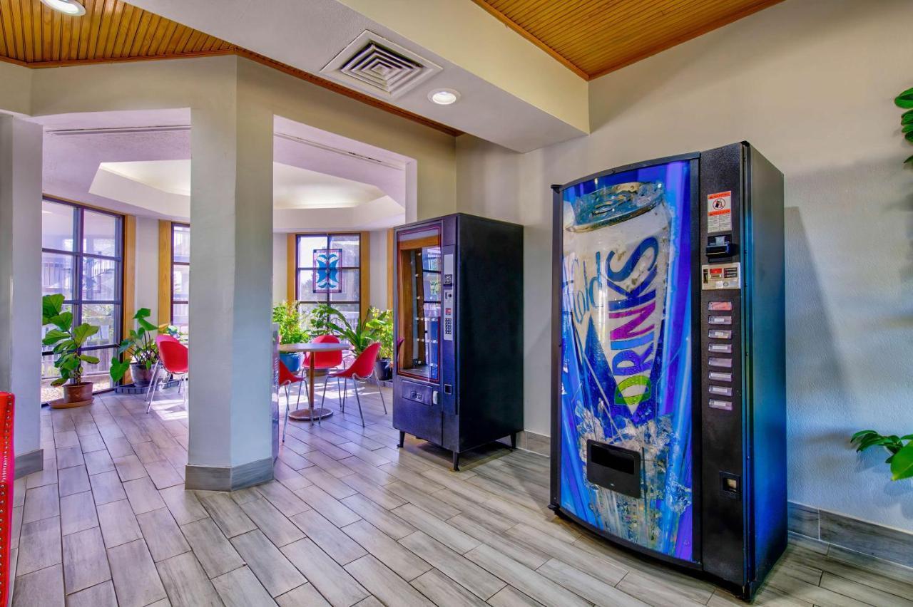 Hotel 6 Birmingham, Al - Medical Center - Inverness Hwy 280