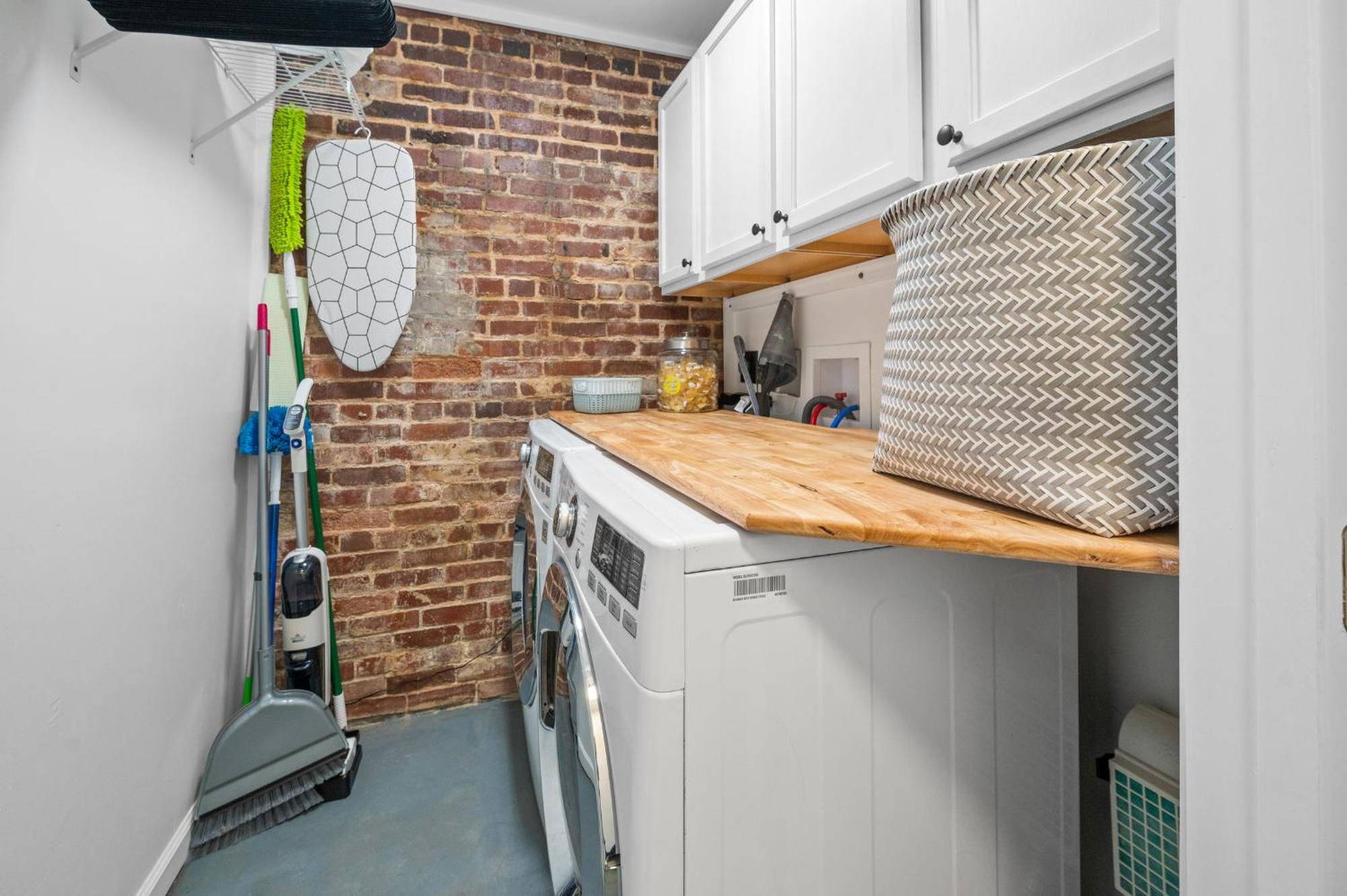 Charming Boho Loft On Historic Morris Ave Birmingham