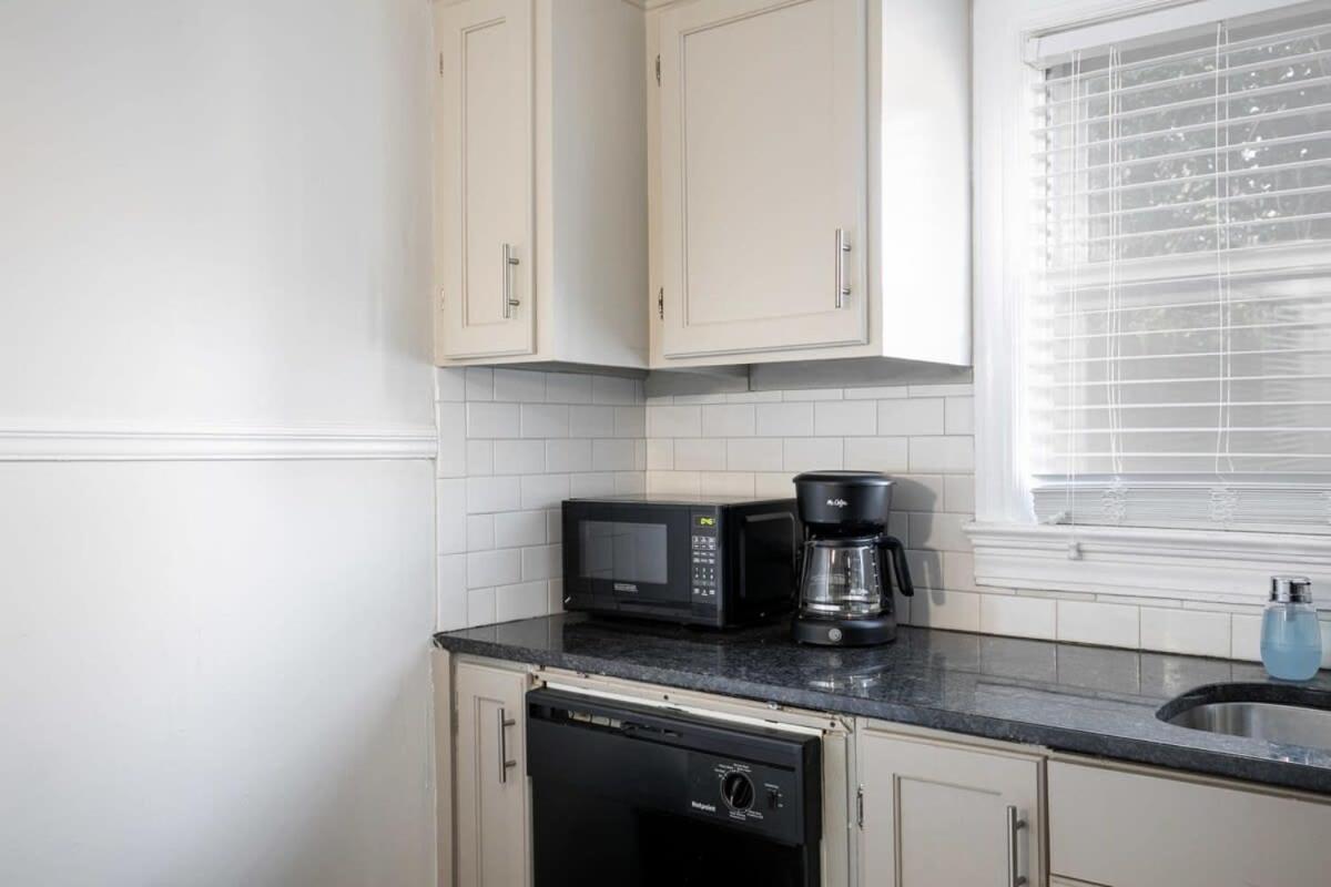 Holiday home Bungalow- Less The 10 Mins From Downtown
