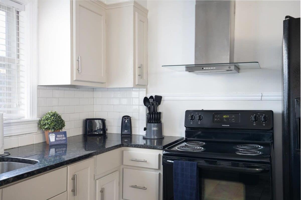 Bungalow- Less The 10 Mins From Downtown * Birmingham