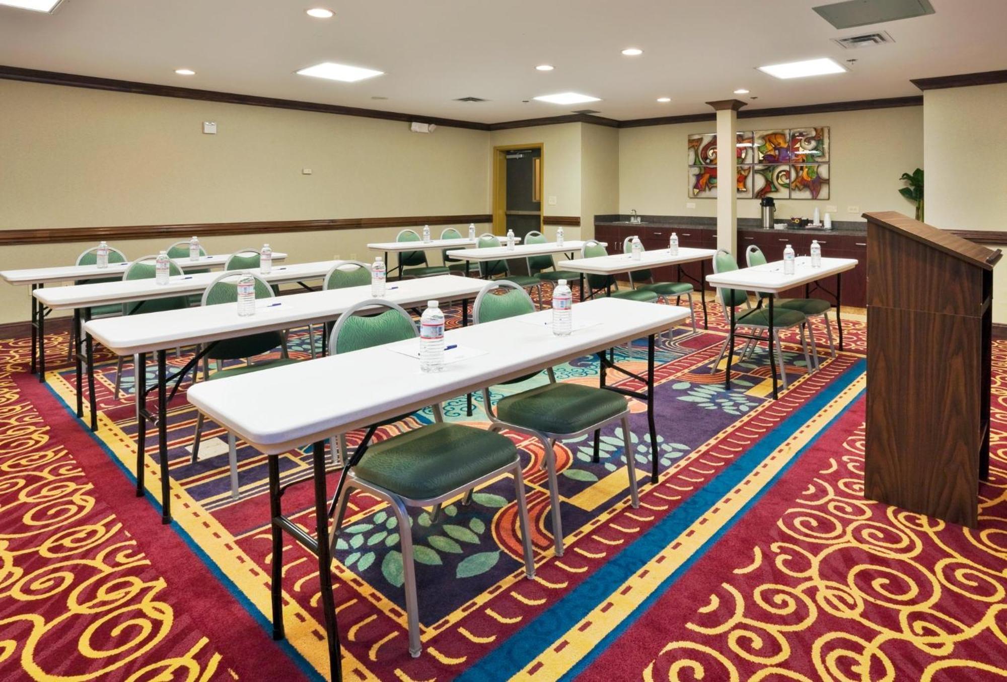 Express & - Inverness 280 By Ihg 2* Birmingham