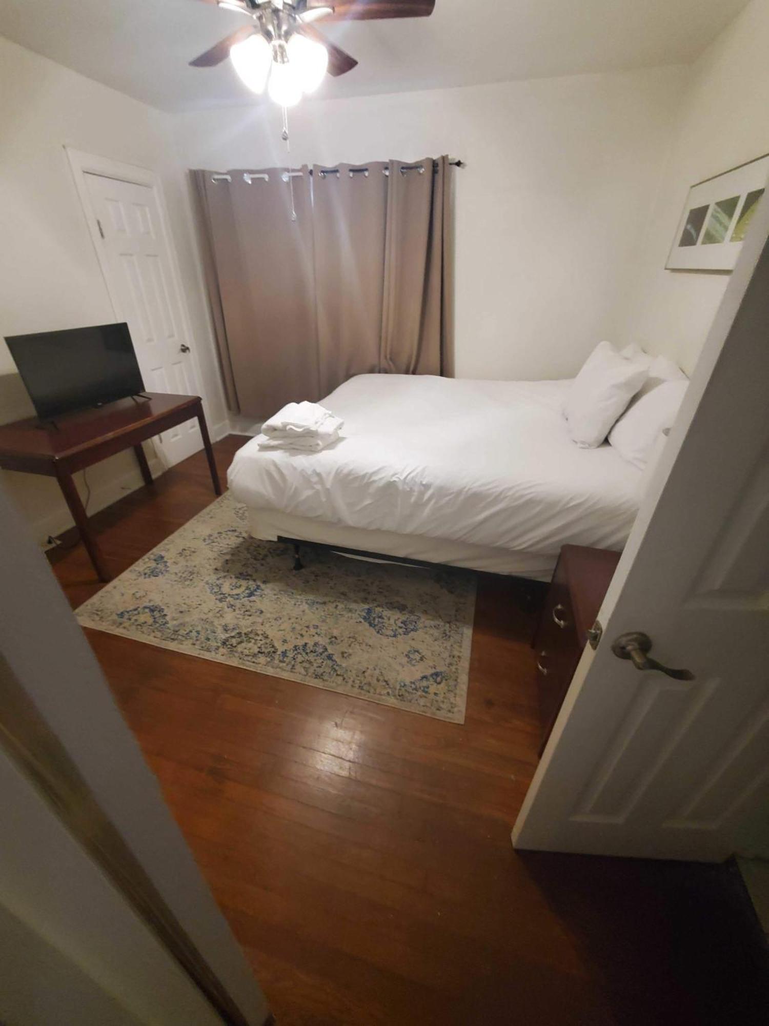 Holiday home Bungalow- Less The 10 Mins From Downtown *
