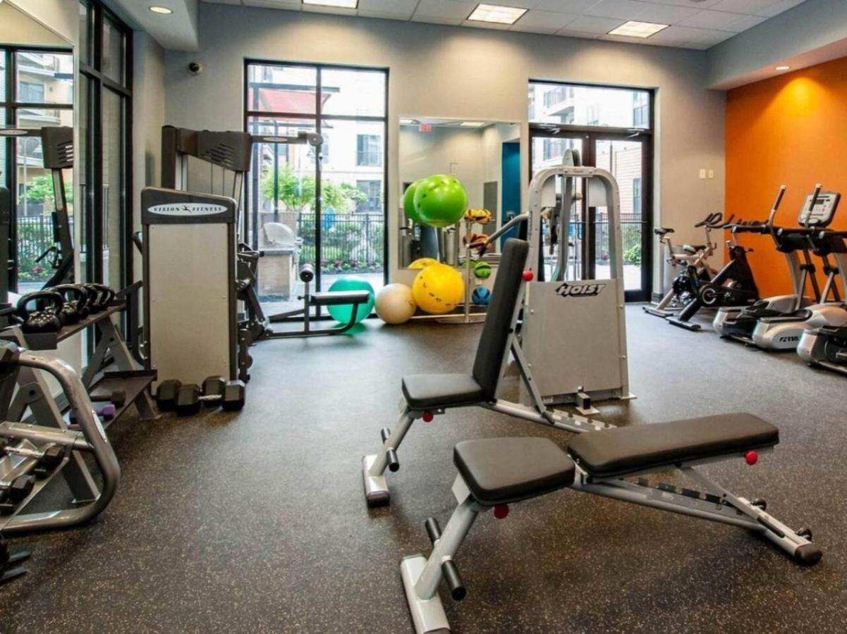 The Zen Den Pool And Gym Included 73 Apartment