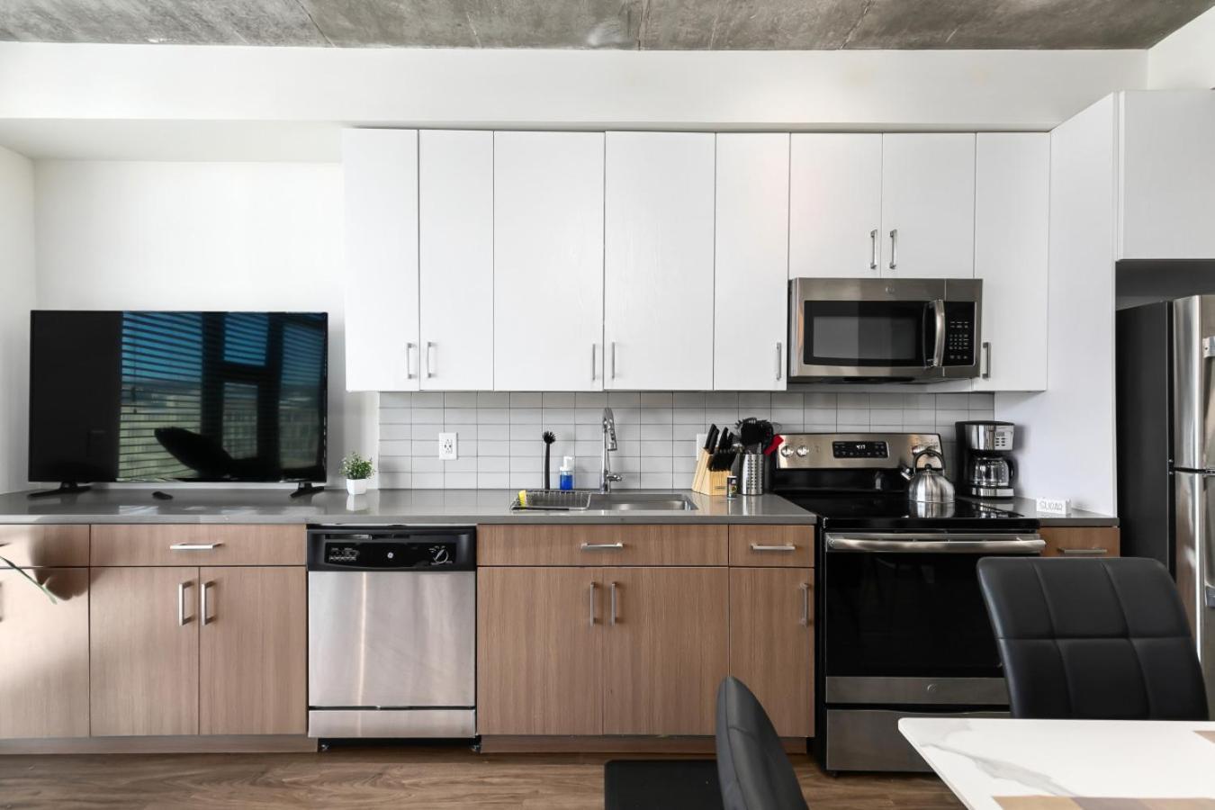 Apartment Live The High Life Chic 2br In Bhm Birmingham