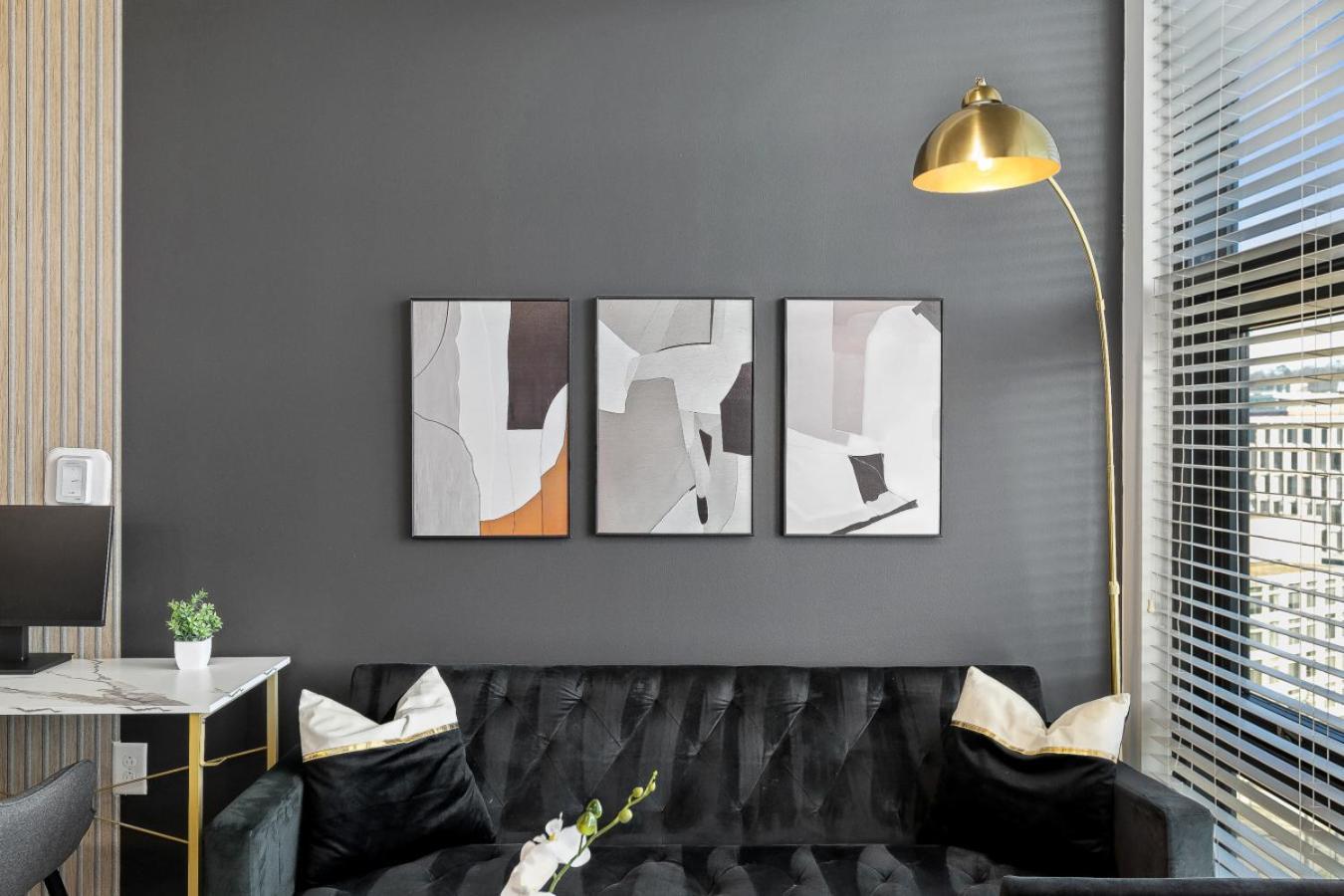Apartment Live The High Life Chic 2br In Bhm