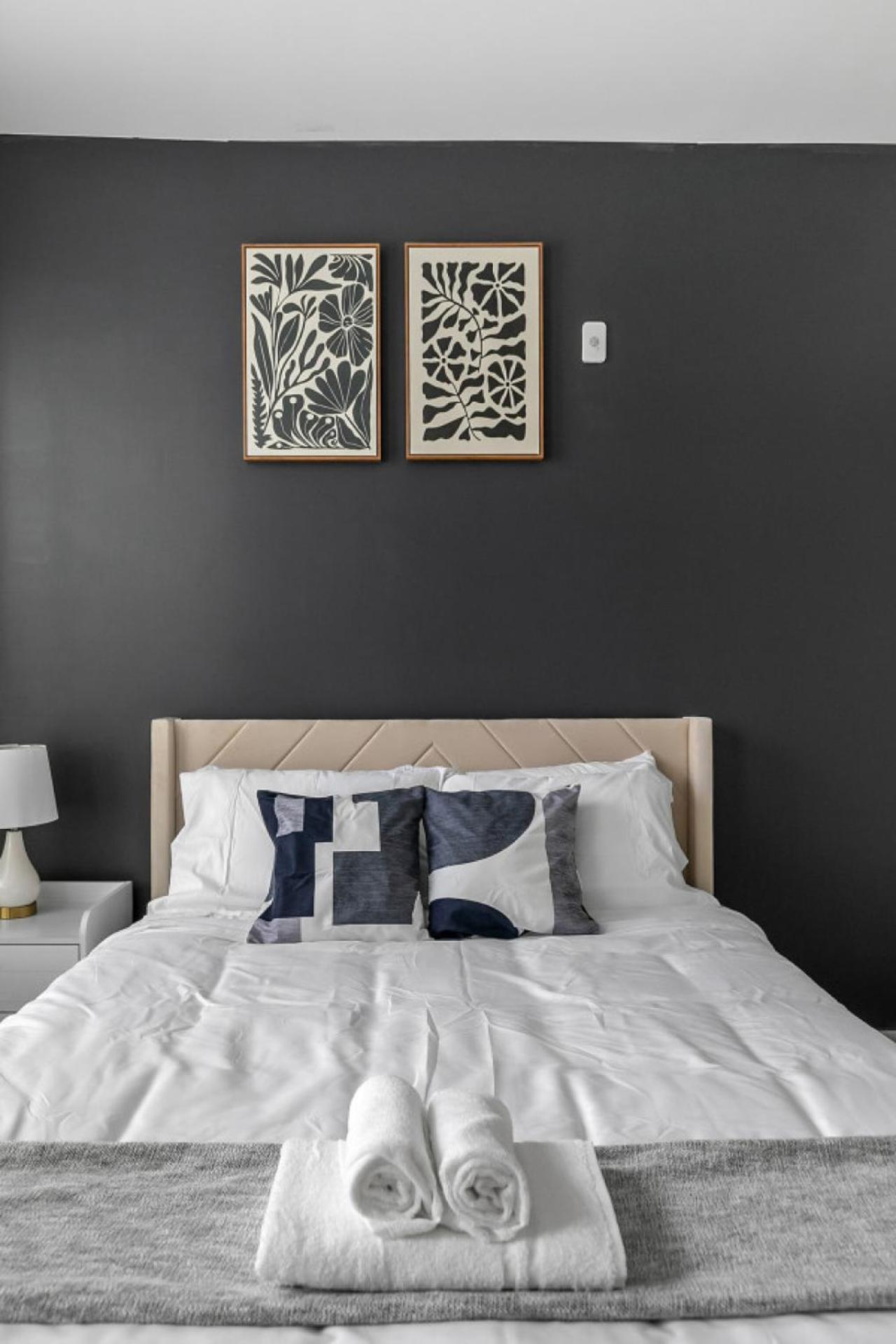 Urban Elegance 3br Experience 06