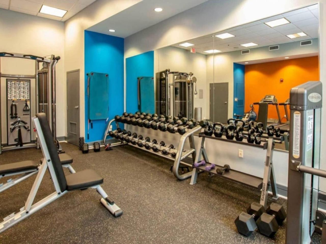 Stylish 1br Steps From Downtown Fun Apartment *