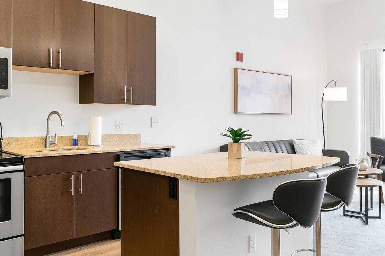 Apartment Stylish 1br Steps From Downtown Fun Birmingham