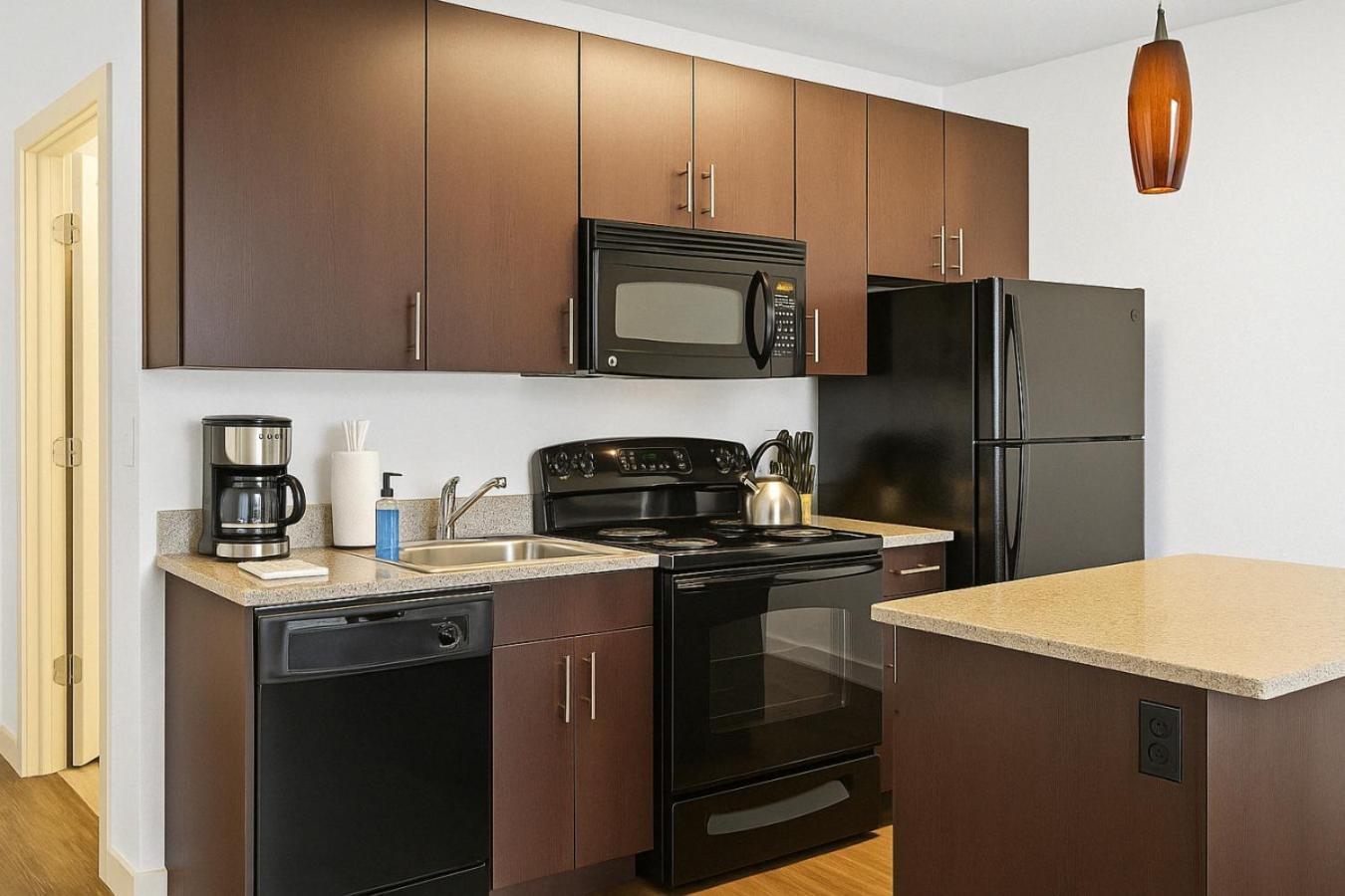 Apartment Elegant Near Bars, Dining And Uab