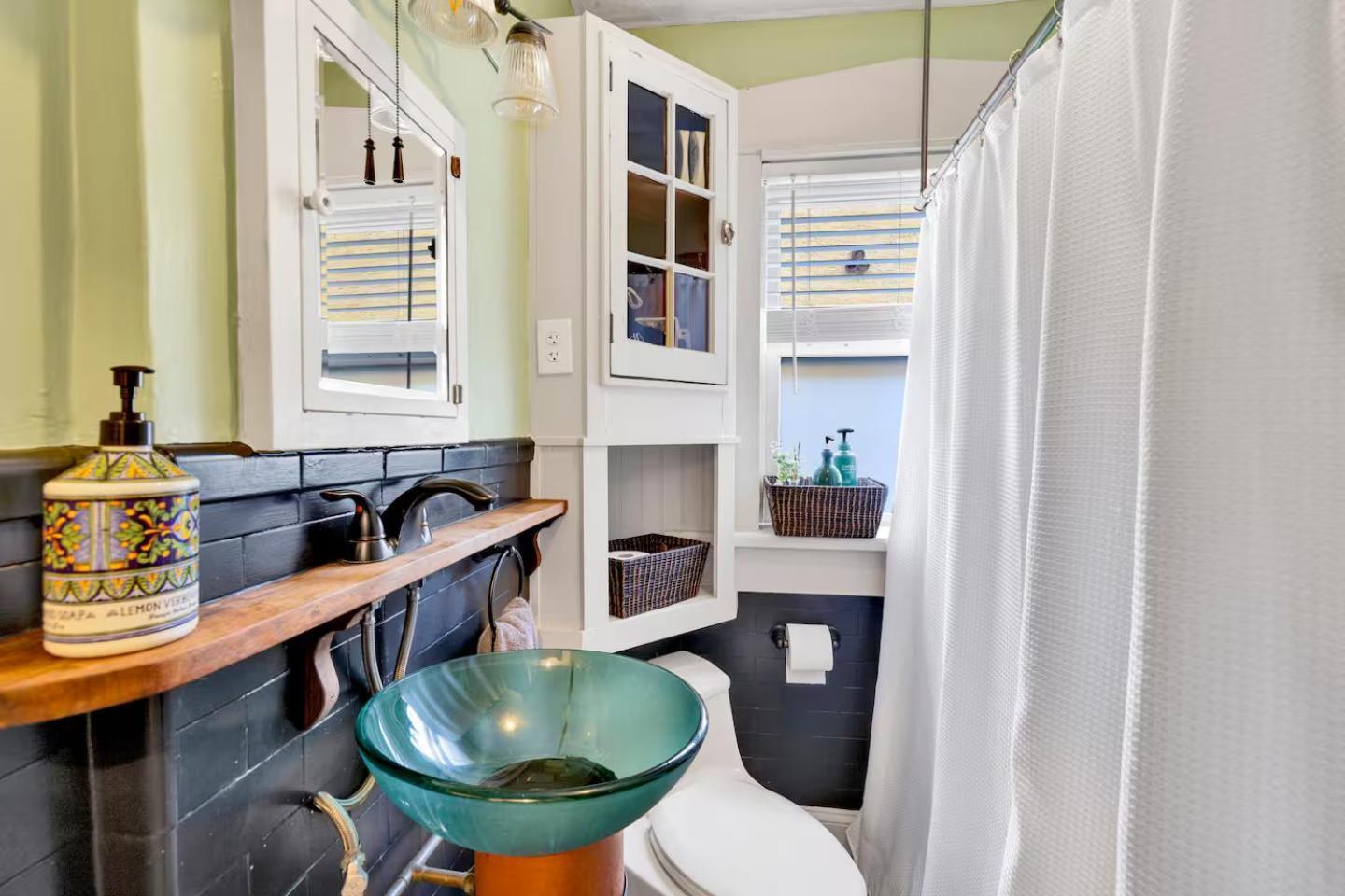 Family And Pet Friendly Charming Cozy Casita * Birmingham