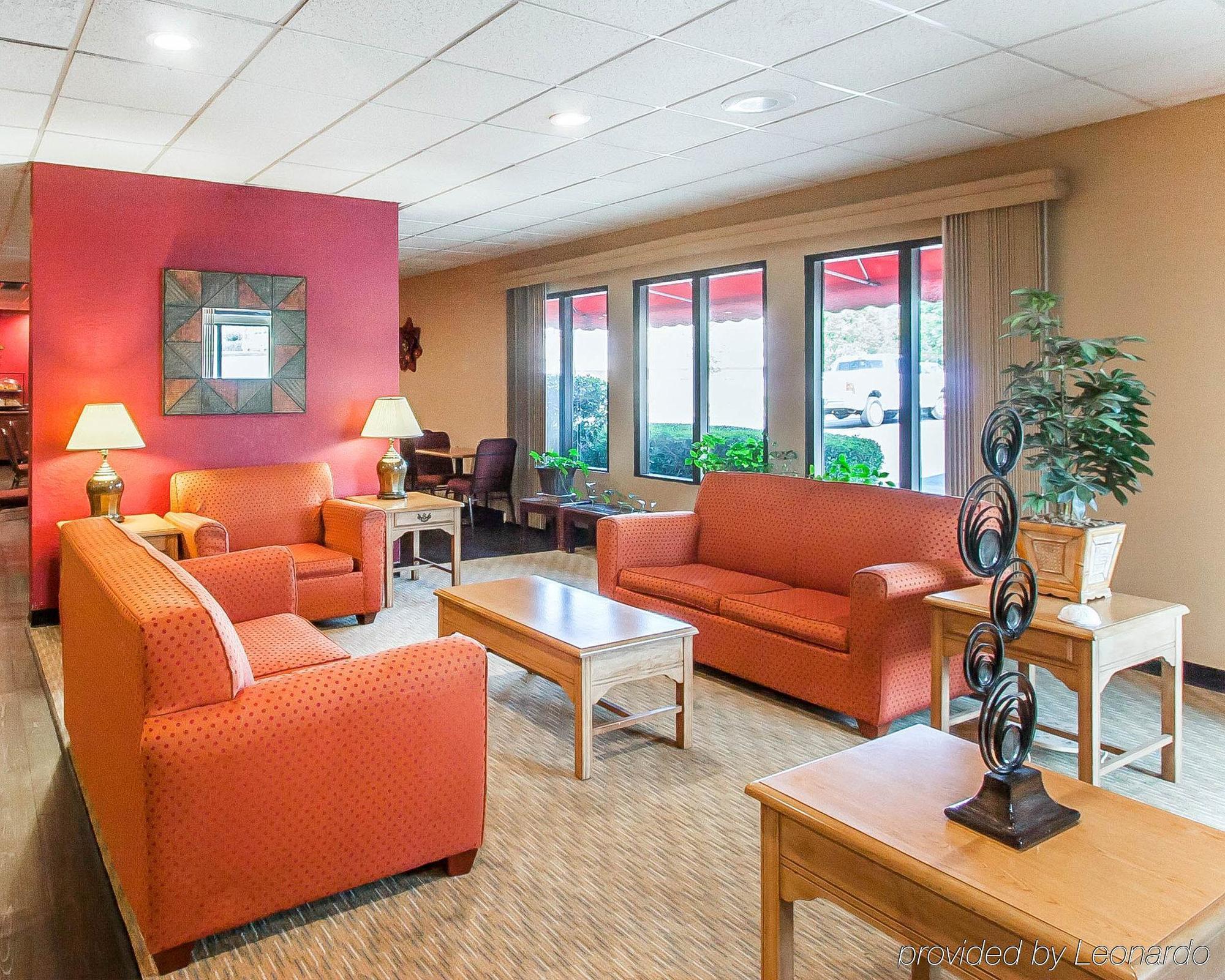 Econo - Oxmoor Motel 3*