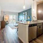 Landing Modern Apartment With Amazing Amenities