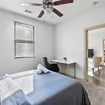 Chic 2Br Escape In Downtown Birmingham 45