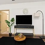 Modern 2Br Escape Near Uab And Attractions