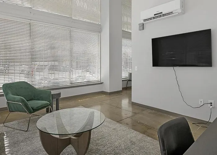 Landing At Lofts At American Life - 1 Bedroom In Central City