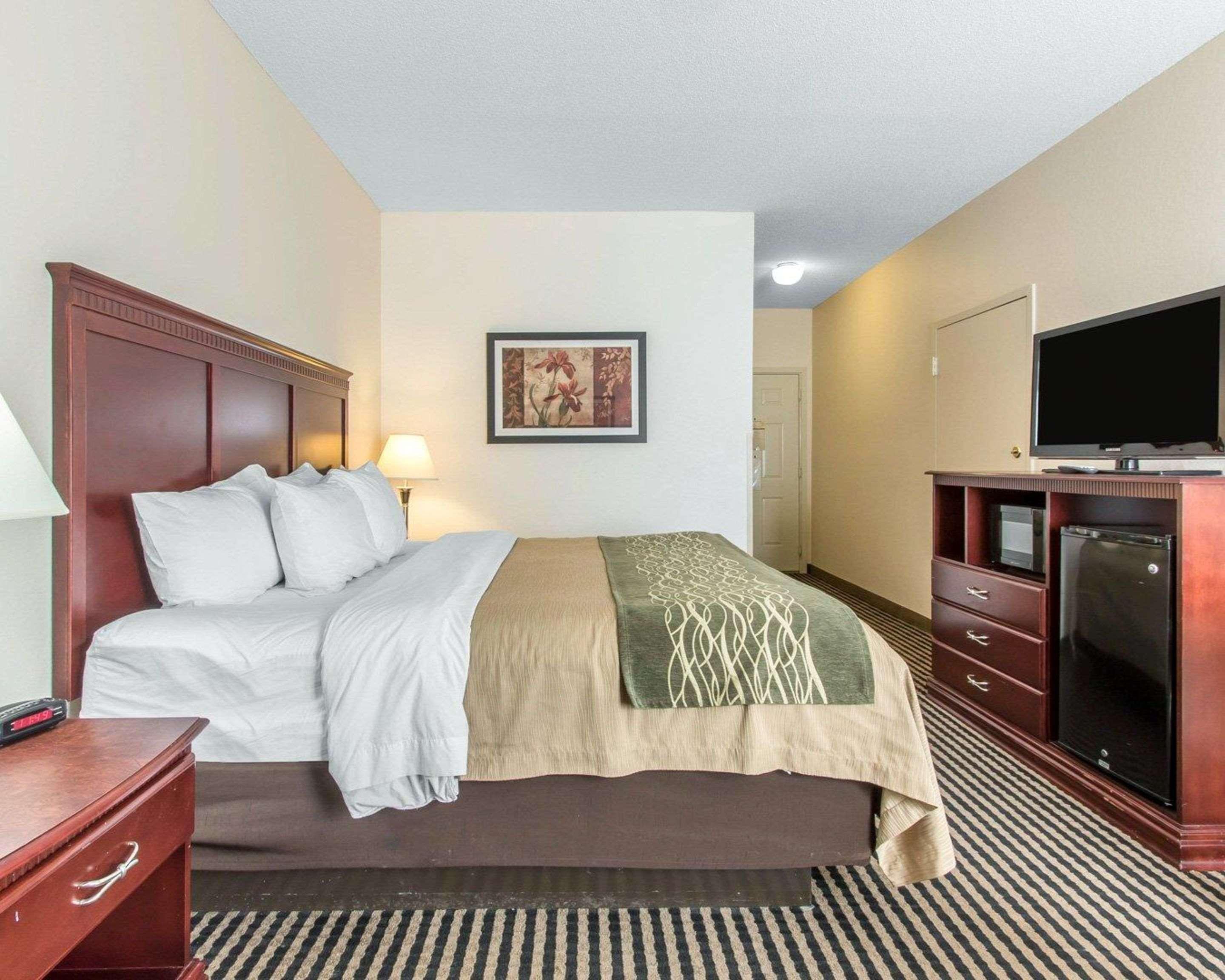 Inn Comfort - Irondale