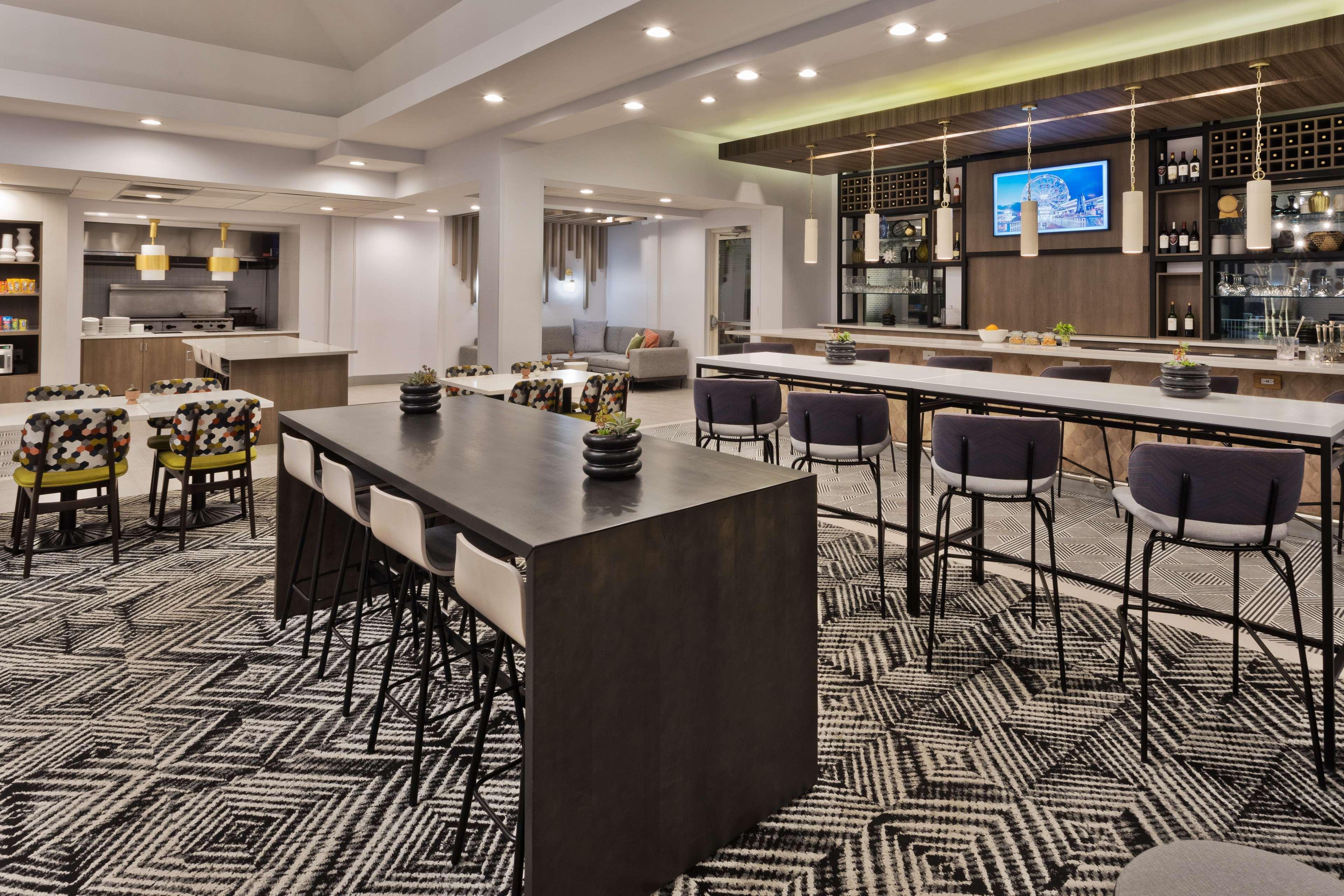 Hotel Hilton Garden Birmingham/lakeshore Drive Birmingham