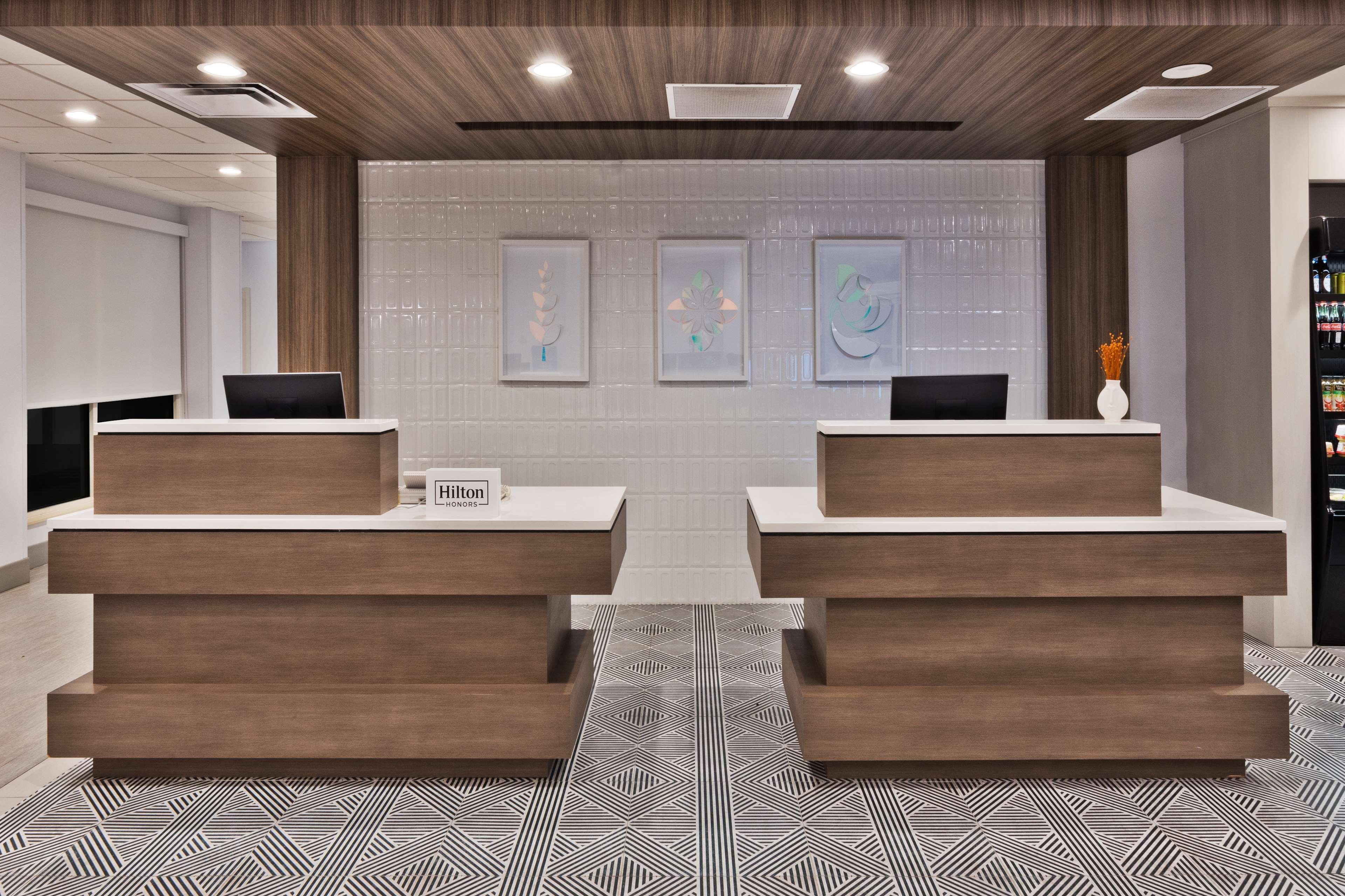 Hilton Garden Birmingham/lakeshore Drive Hotel Birmingham
