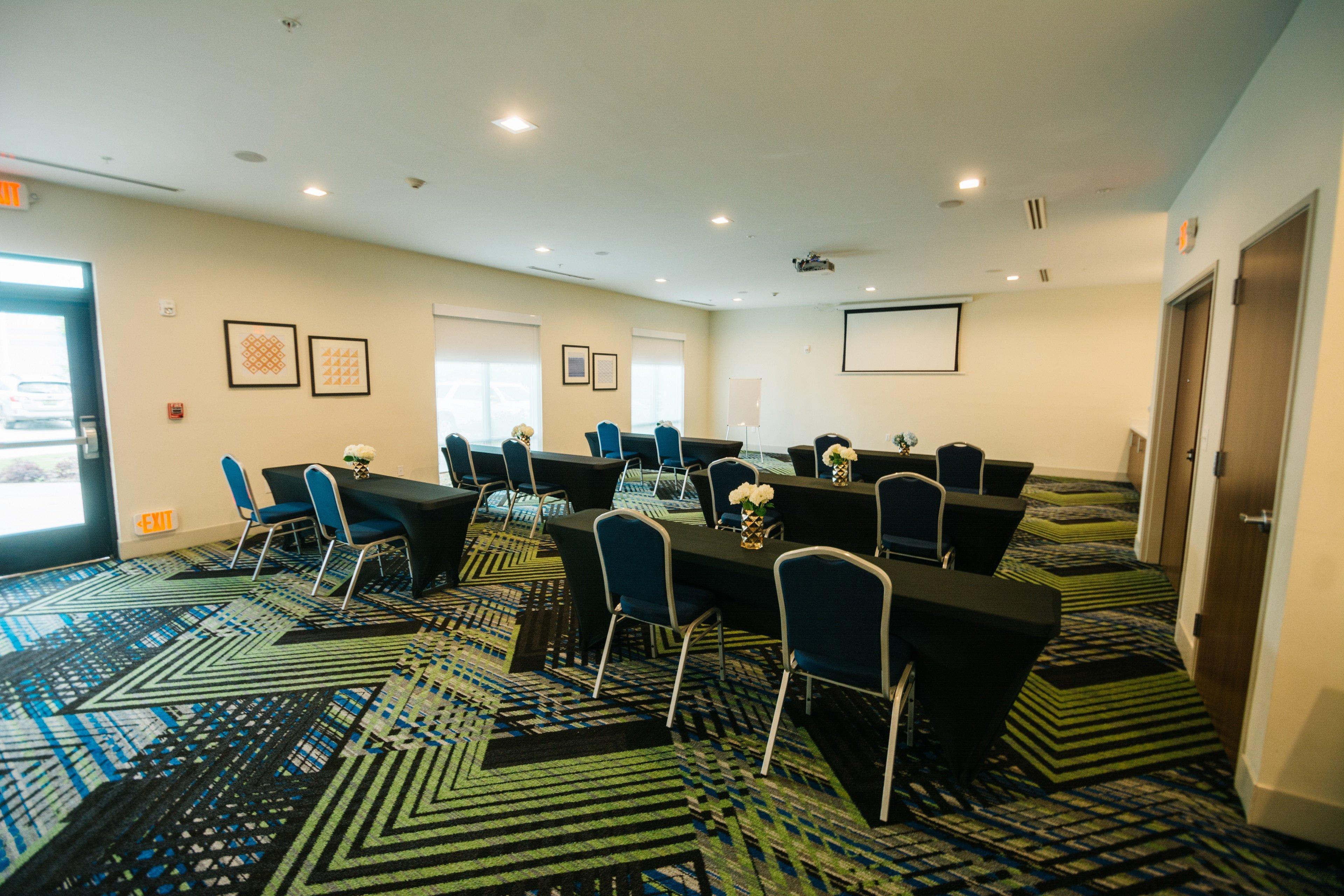 Express & - - Homewood 3* Birmingham