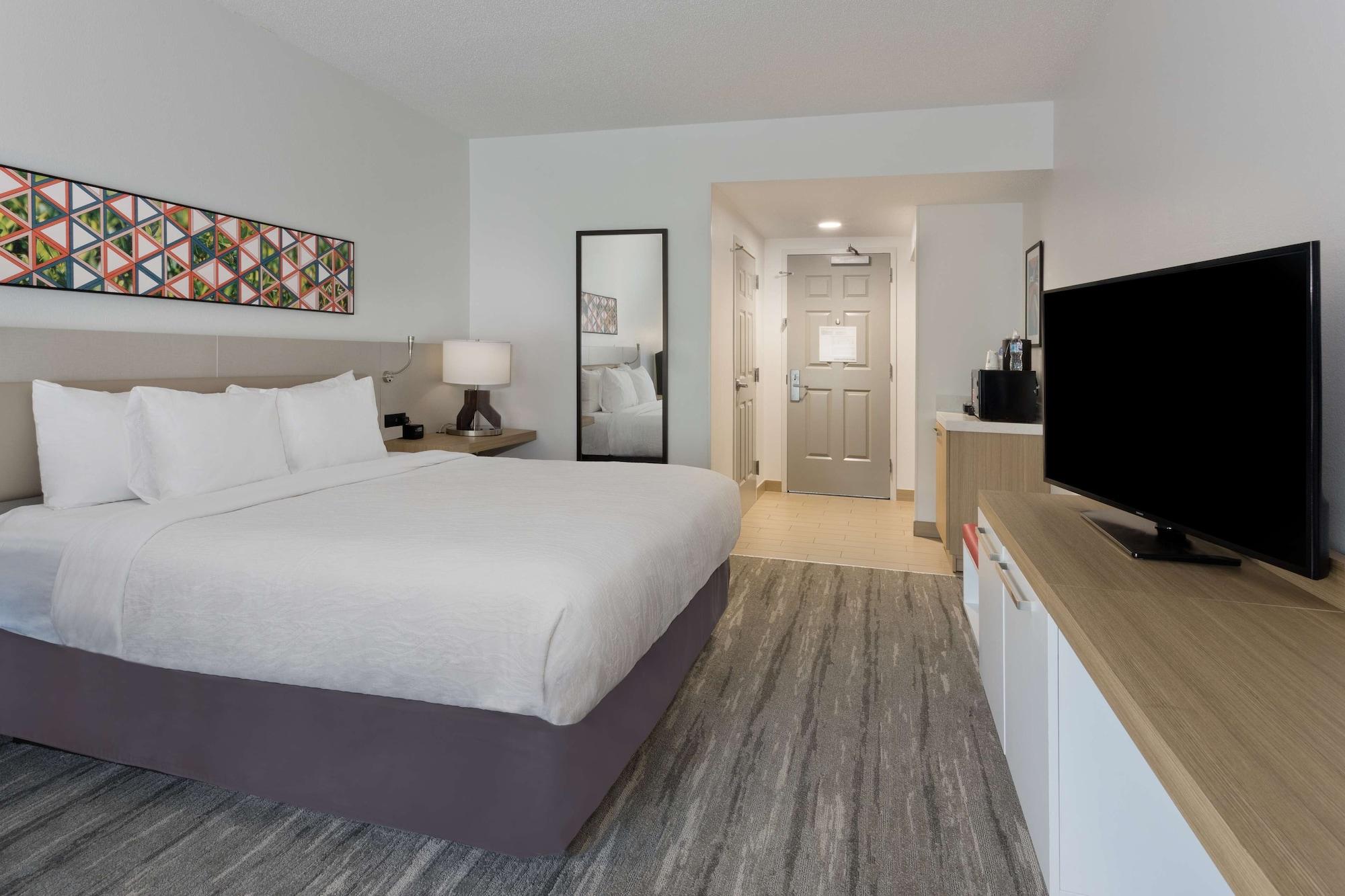 Hotel Hilton Garden Birmingham/lakeshore Drive 3*