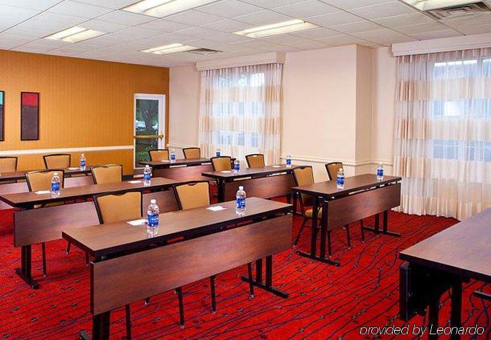Sonesta Es Homewood Hotel 3*