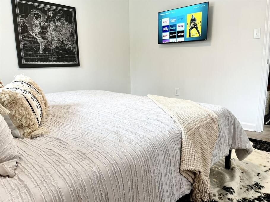 Apartment Vulcan's Hideout / Neutral Nest / B2 *