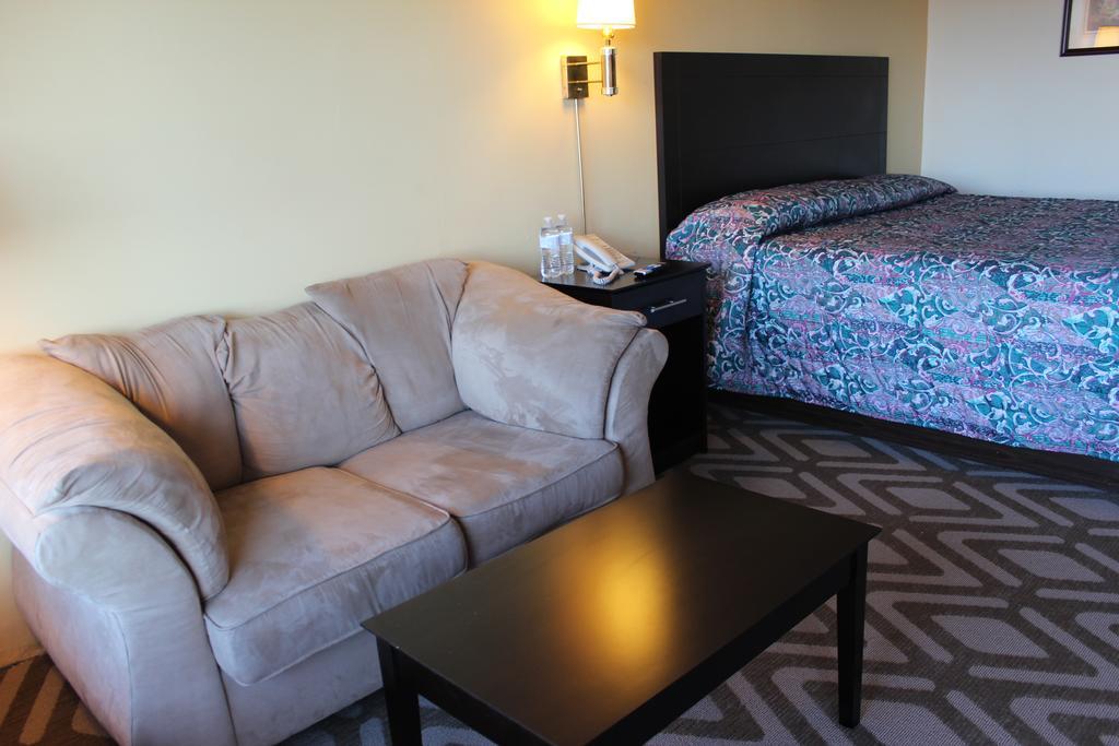 Tourway Motel 2*
