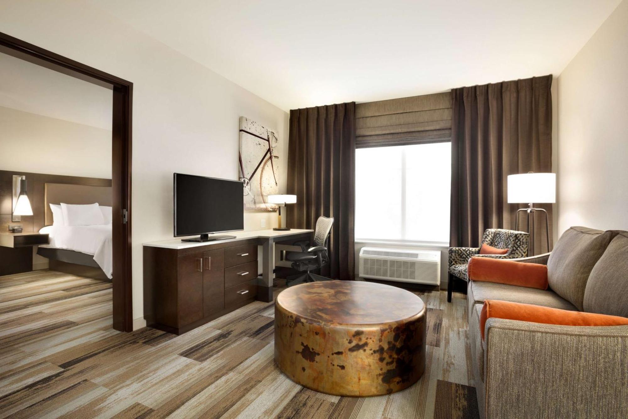 Hotel Hilton Garden Downtown 3*