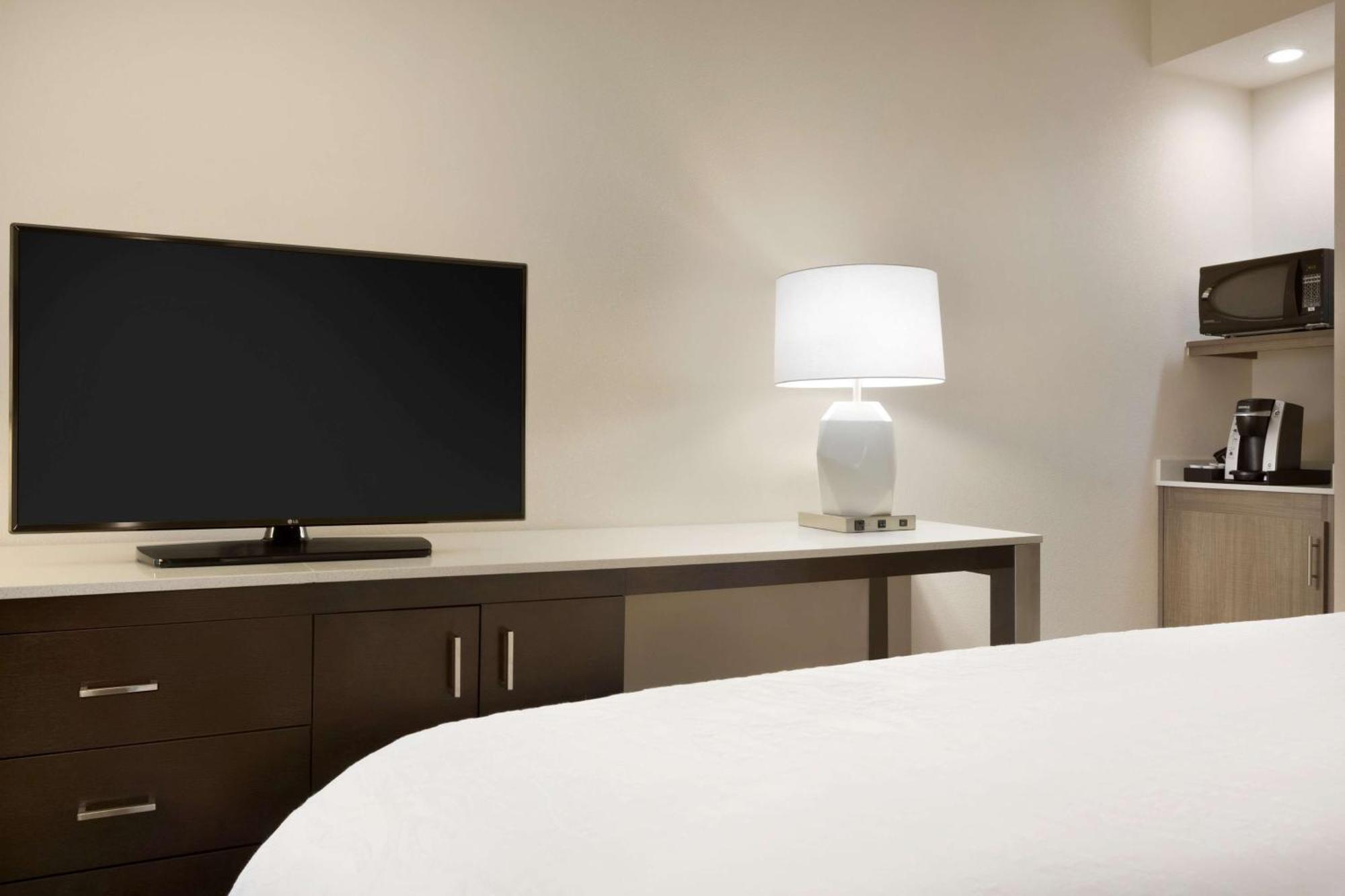 Hilton Garden Downtown Hotel 3*