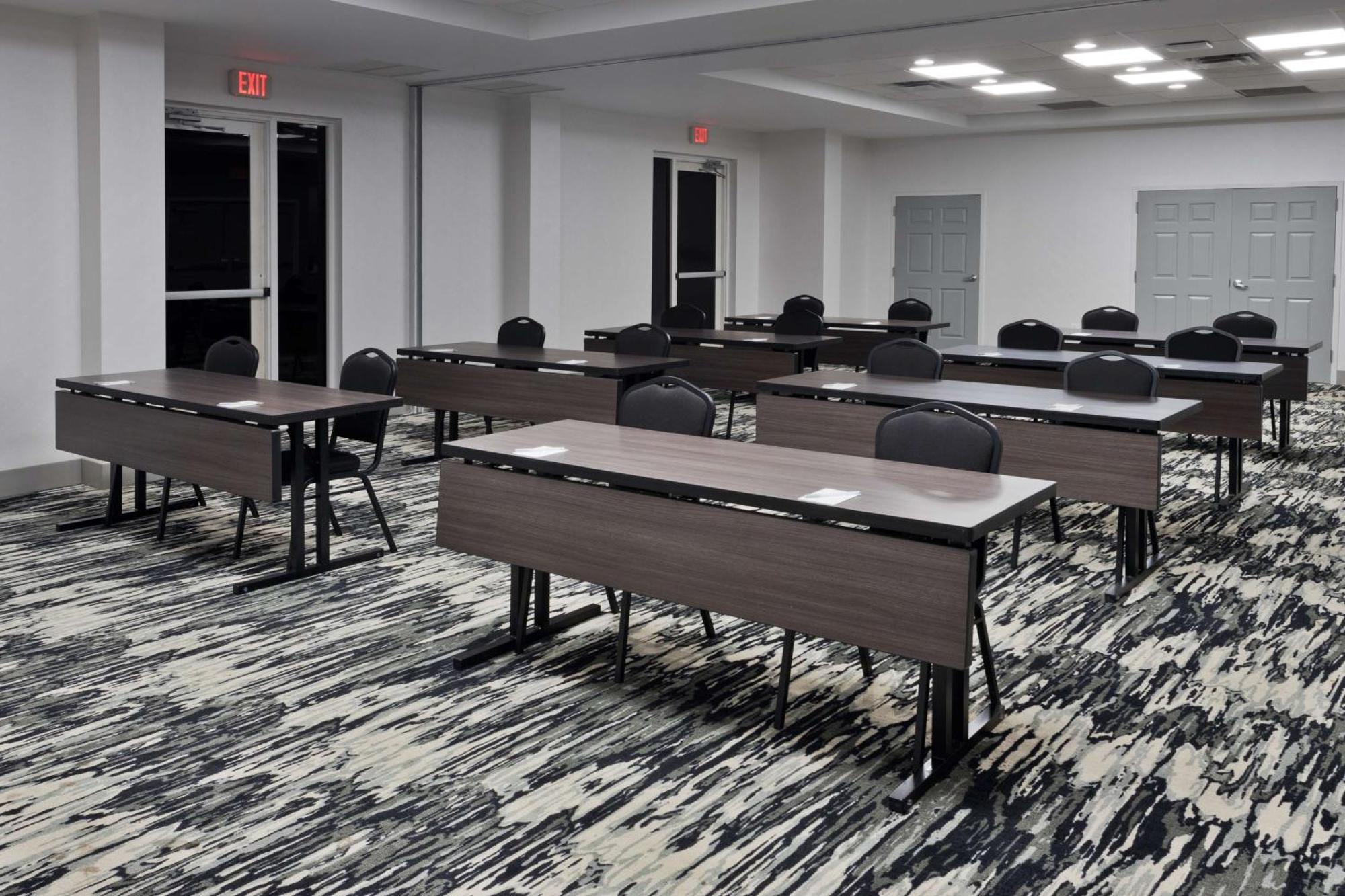 Hilton Garden Birmingham/lakeshore Drive Birmingham