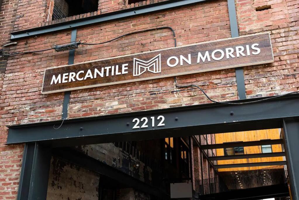 Apartment Mercantile Industrial Loft! *