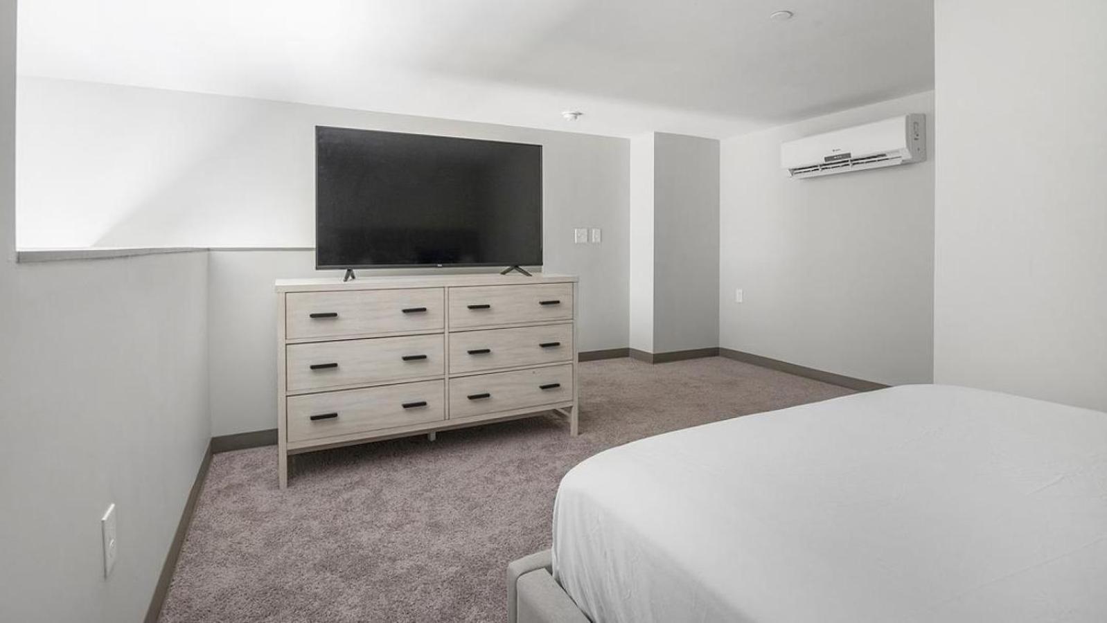 Landing At Lofts At American Life - 1 Bedroom In Apartment Birmingham