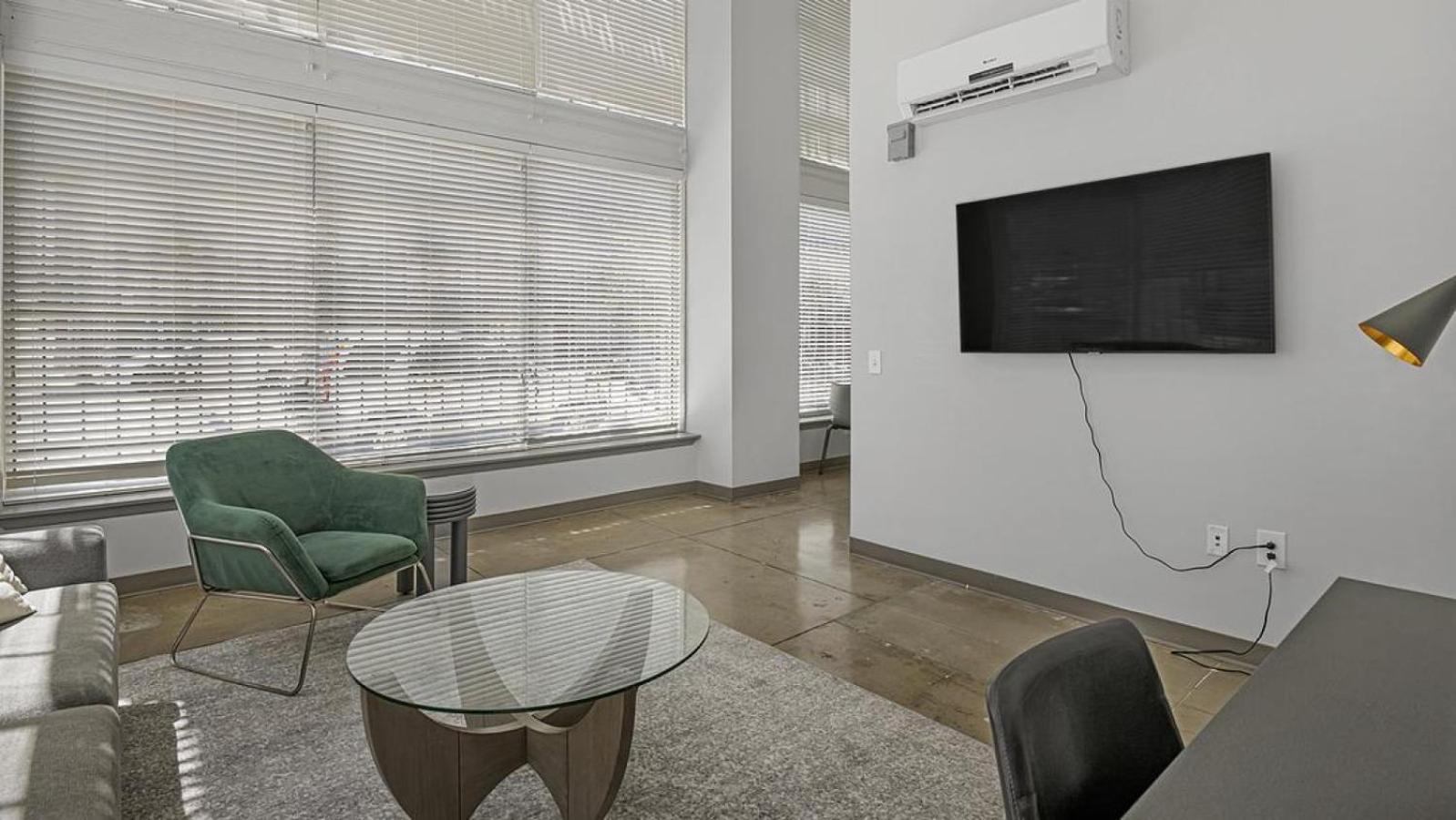 Landing At Lofts At American Life - 1 Bedroom In *