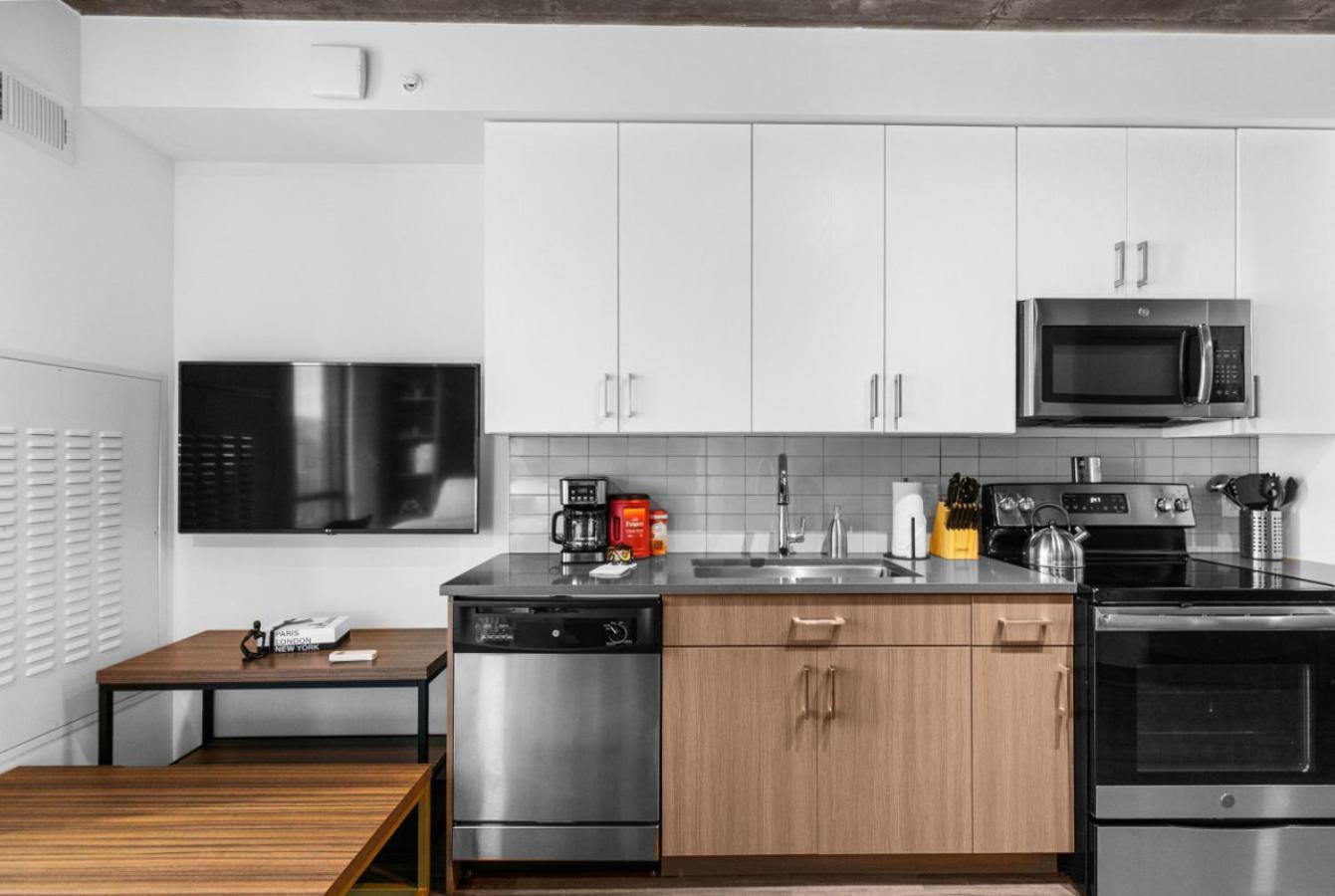 Apartment Chic In Downtown Bhm 13
