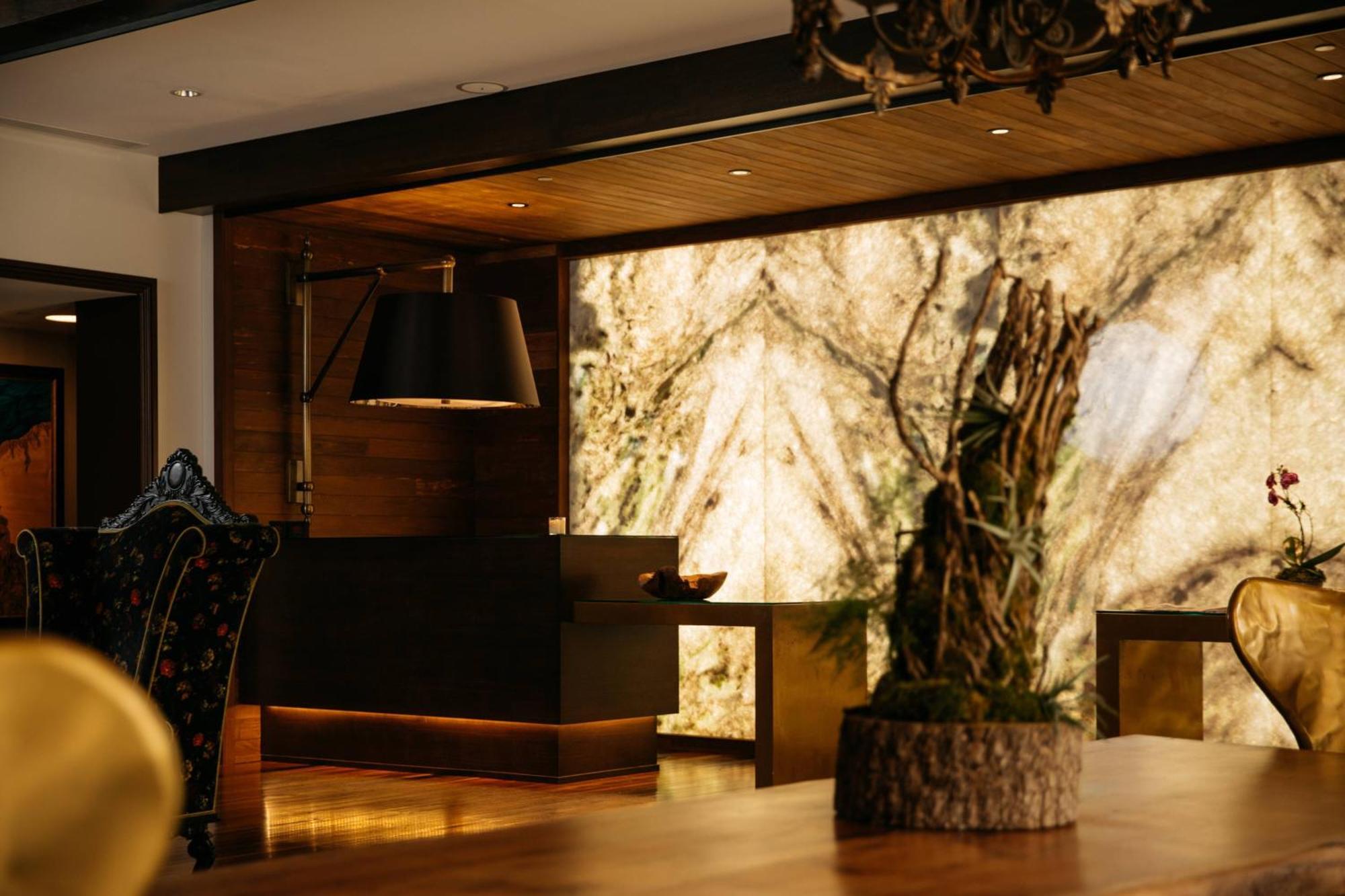 Grand Bohemian Mountain Brook, Autograph Collection Hotel Birmingham
