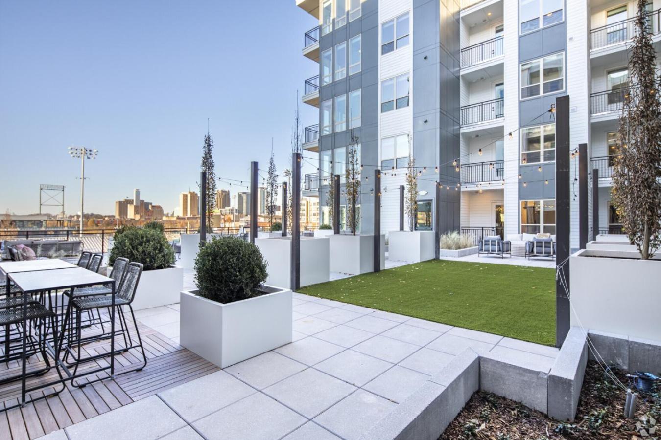 Luxury 2-bedroom With Private Parking Apartment Birmingham