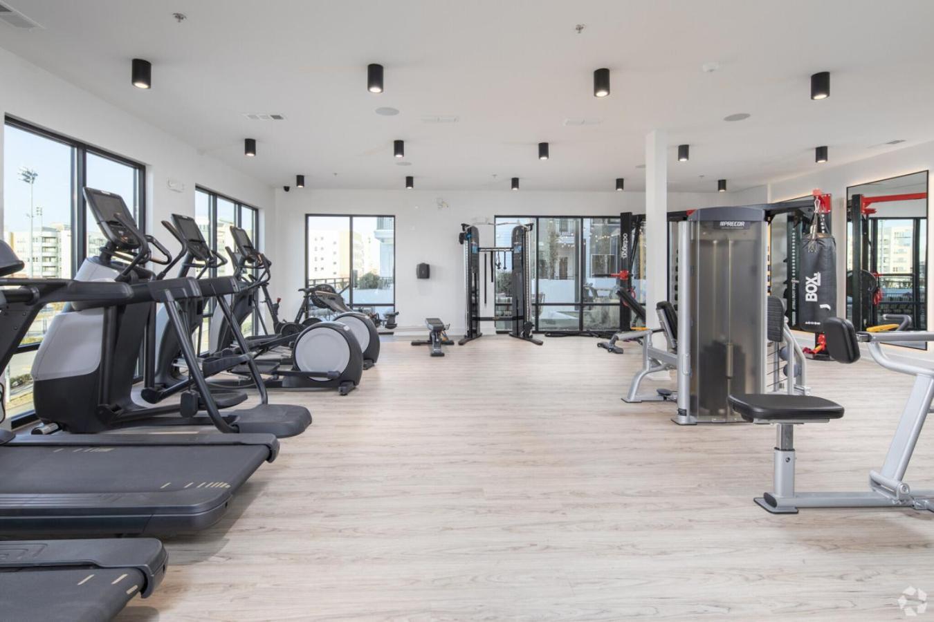 Luxury 2-bedroom With Private Parking * Birmingham