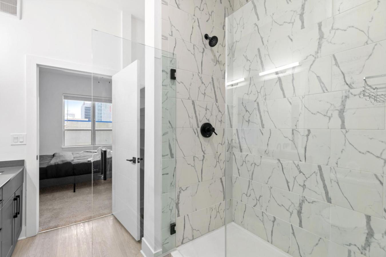 Luxury 2-bedroom With Private Parking Apartment Birmingham