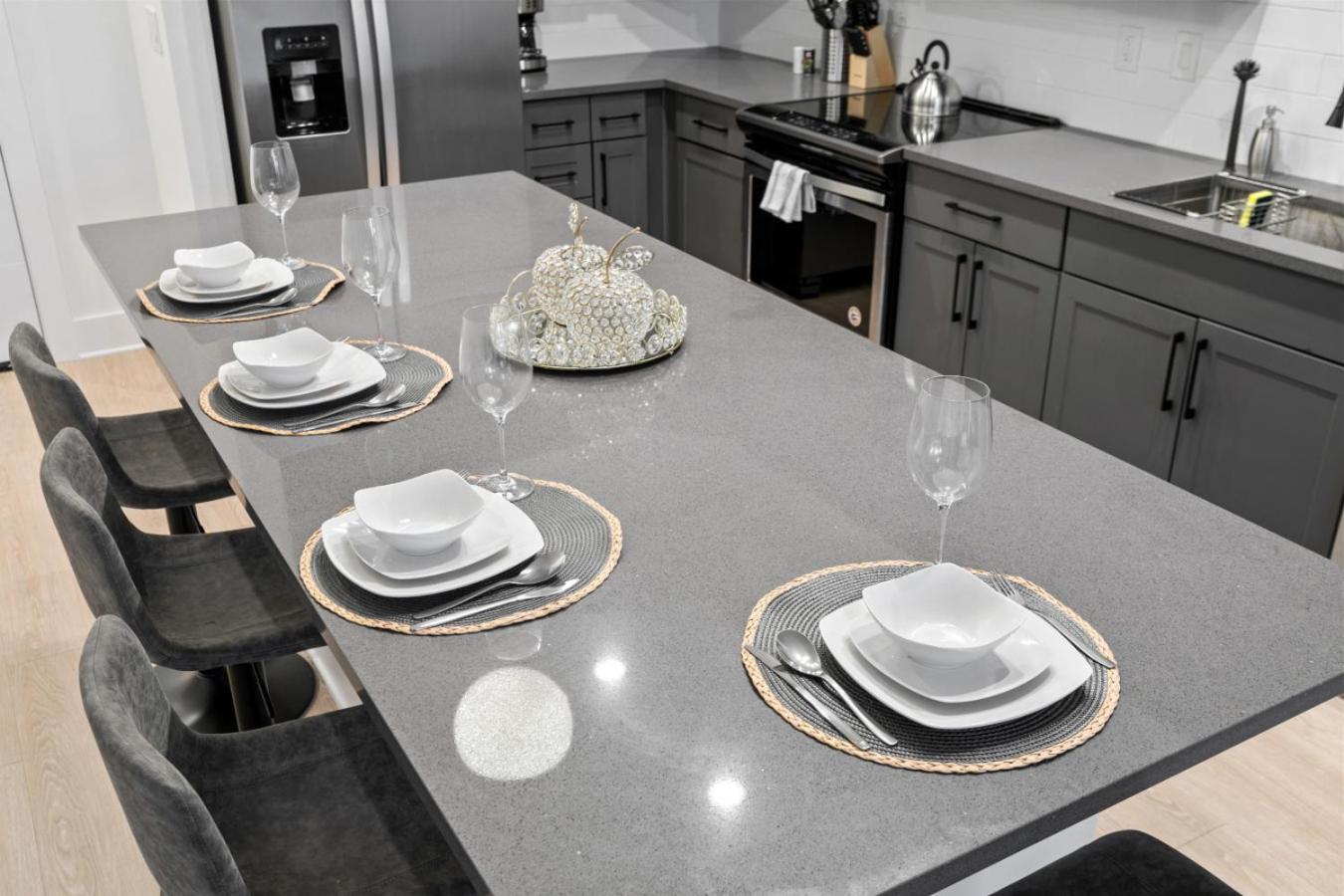 Luxury 2-bedroom With Private Parking * Birmingham