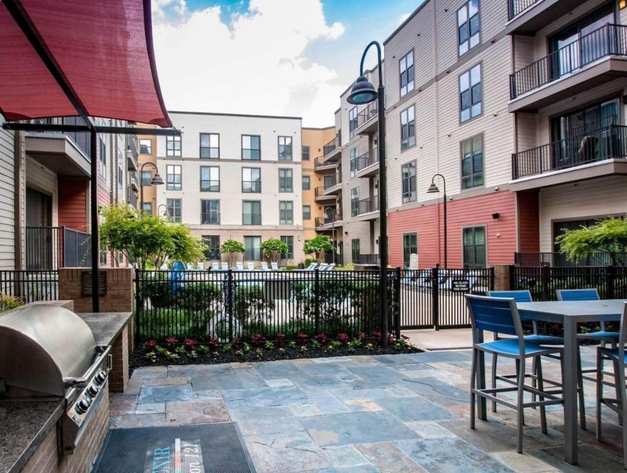 Chic Urban Living With Pool Access