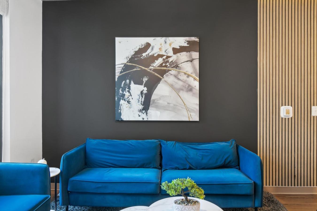 Apartment Sky High Comfort Your Urban Escape Awaits