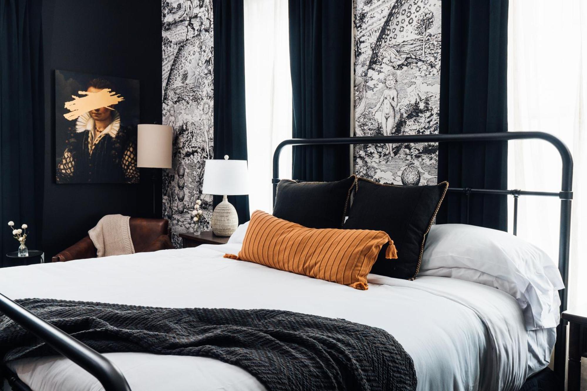 The Painted Lady 4* Birmingham