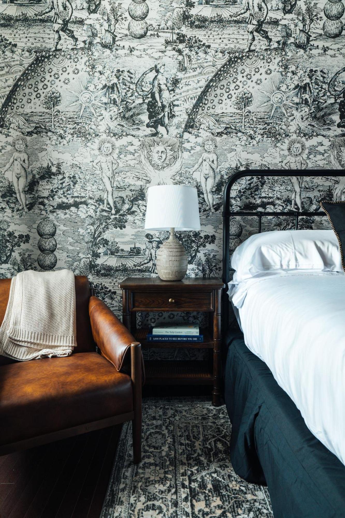 The Painted Lady 4* Birmingham