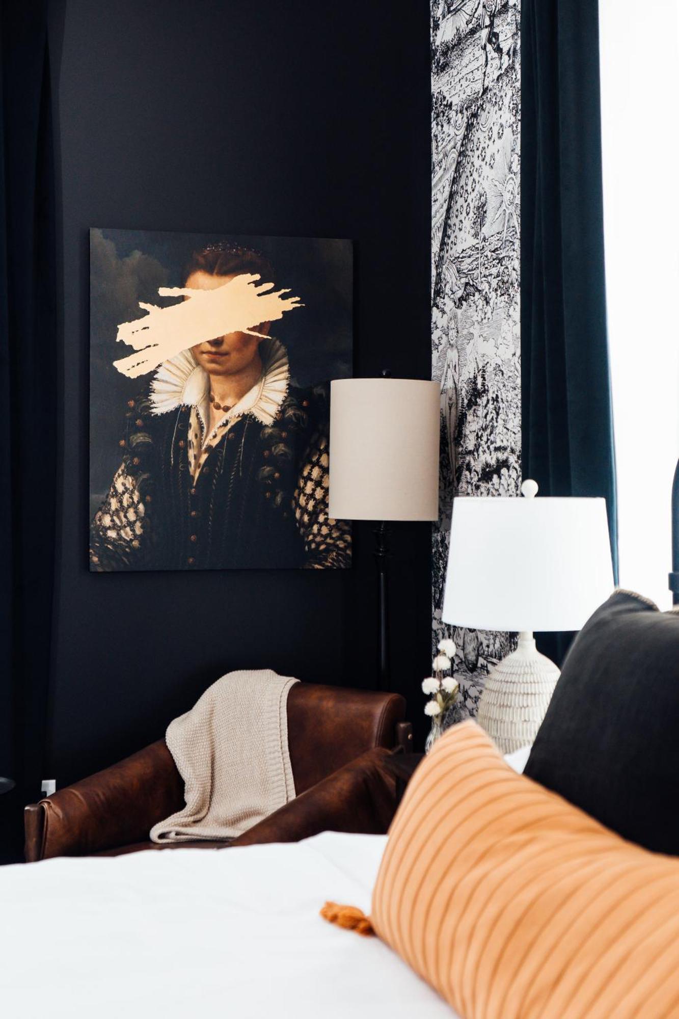 The Painted Lady Hotel
