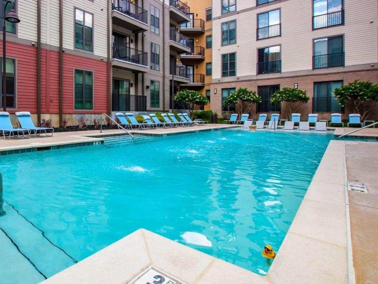 Chic 2br Escape In Downtown 45 Birmingham