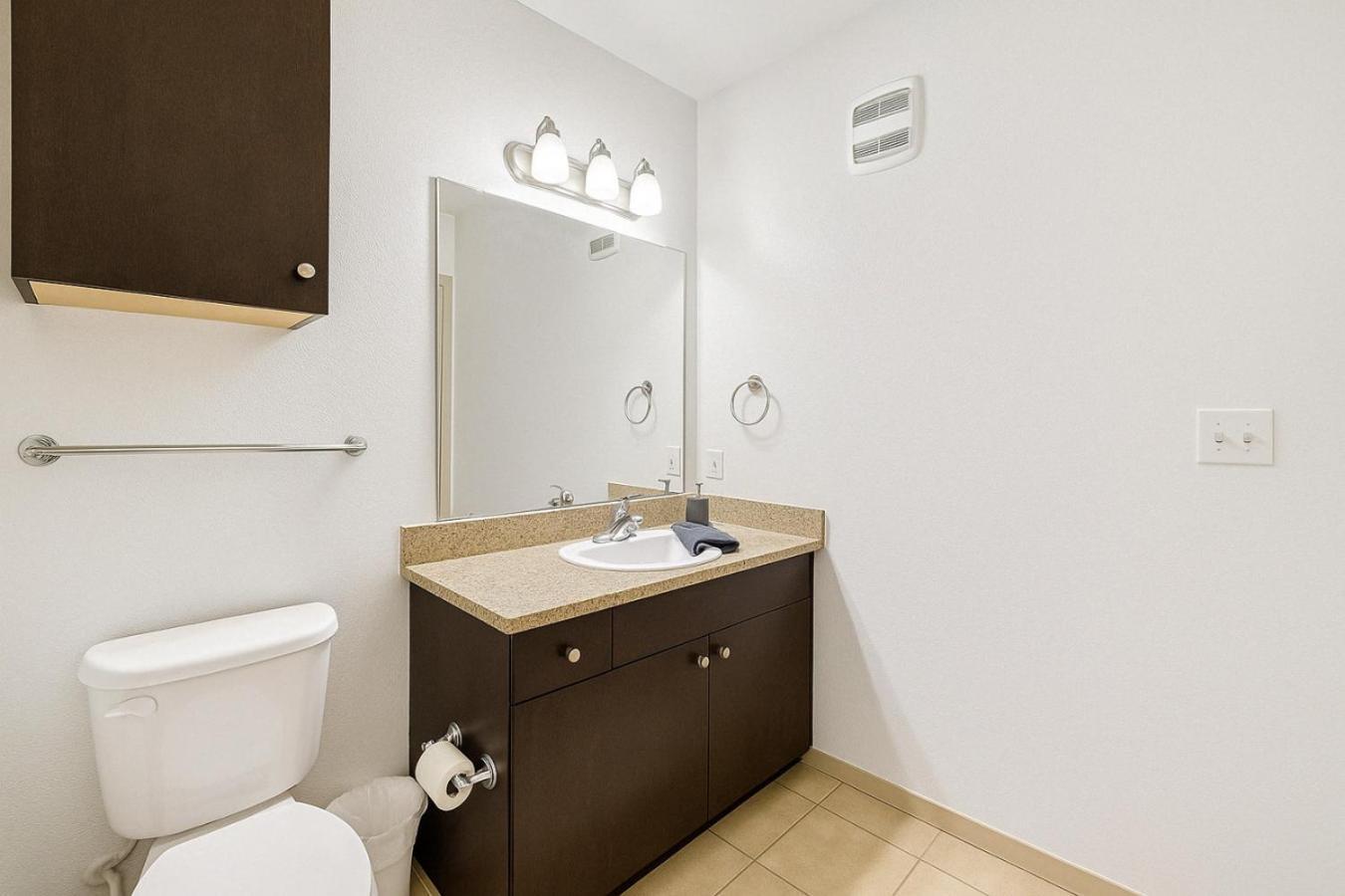 Modern 2br Escape Near Uab And Attractions Birmingham