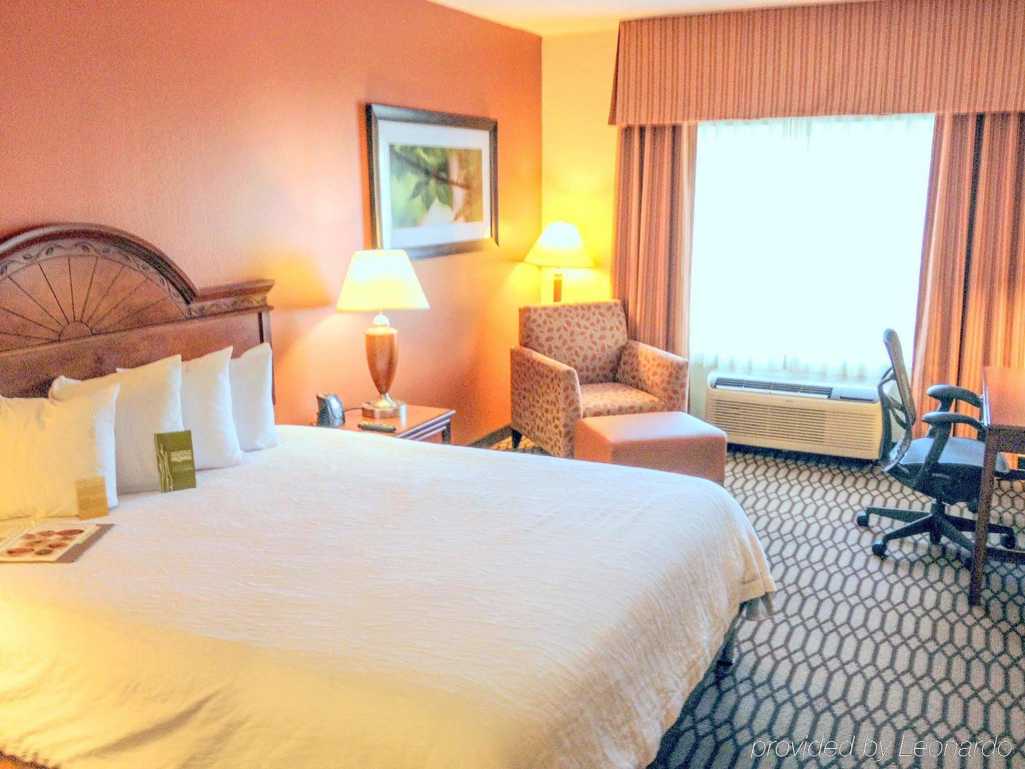 Hilton Garden Birmingham/lakeshore Drive Hotel Birmingham