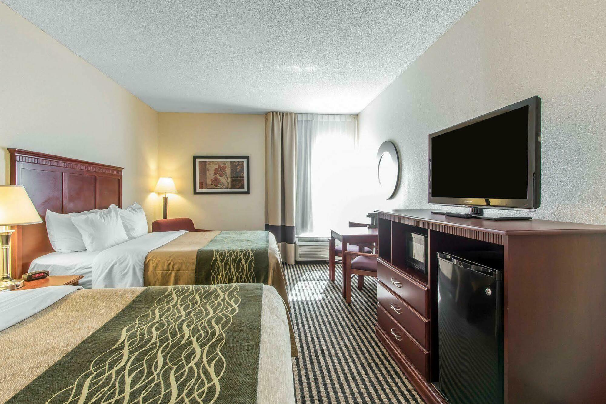 Comfort - Irondale Inn